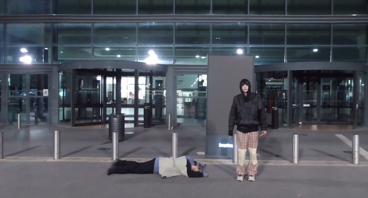 Image de Prendre du LSD avec Lyly à 6h30 derrière Leclerc